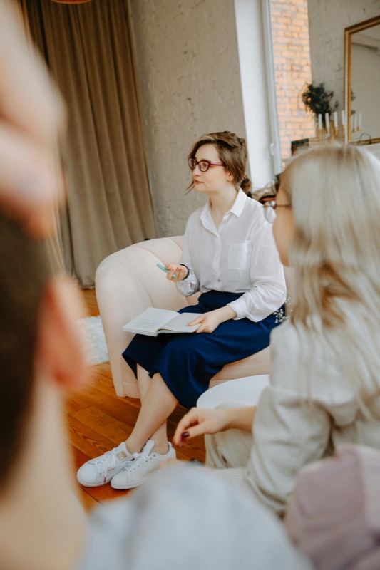 Krystyna Bronowicka podczas pracy